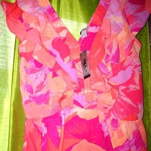 Sofia Vergara Floral Smocked Frame Ruffle Top 🌺